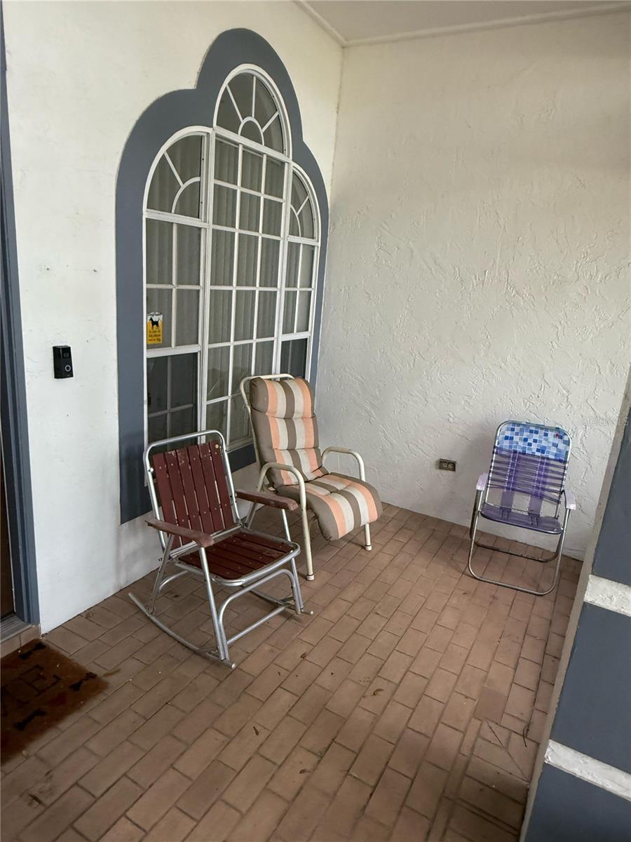 Image 3 of 44 For 1002 Shawnda Lane