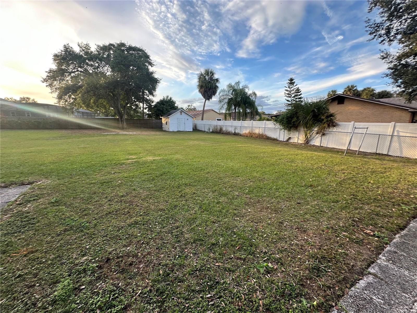 Image 7 of 44 For 1002 Shawnda Lane