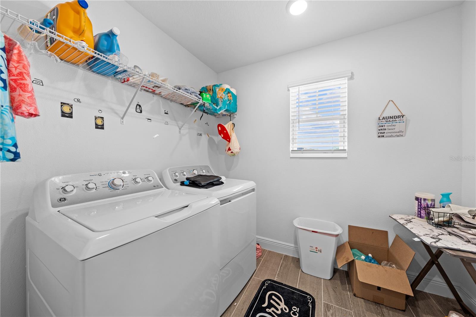 Image 14 of 80 For 5056 Center Court