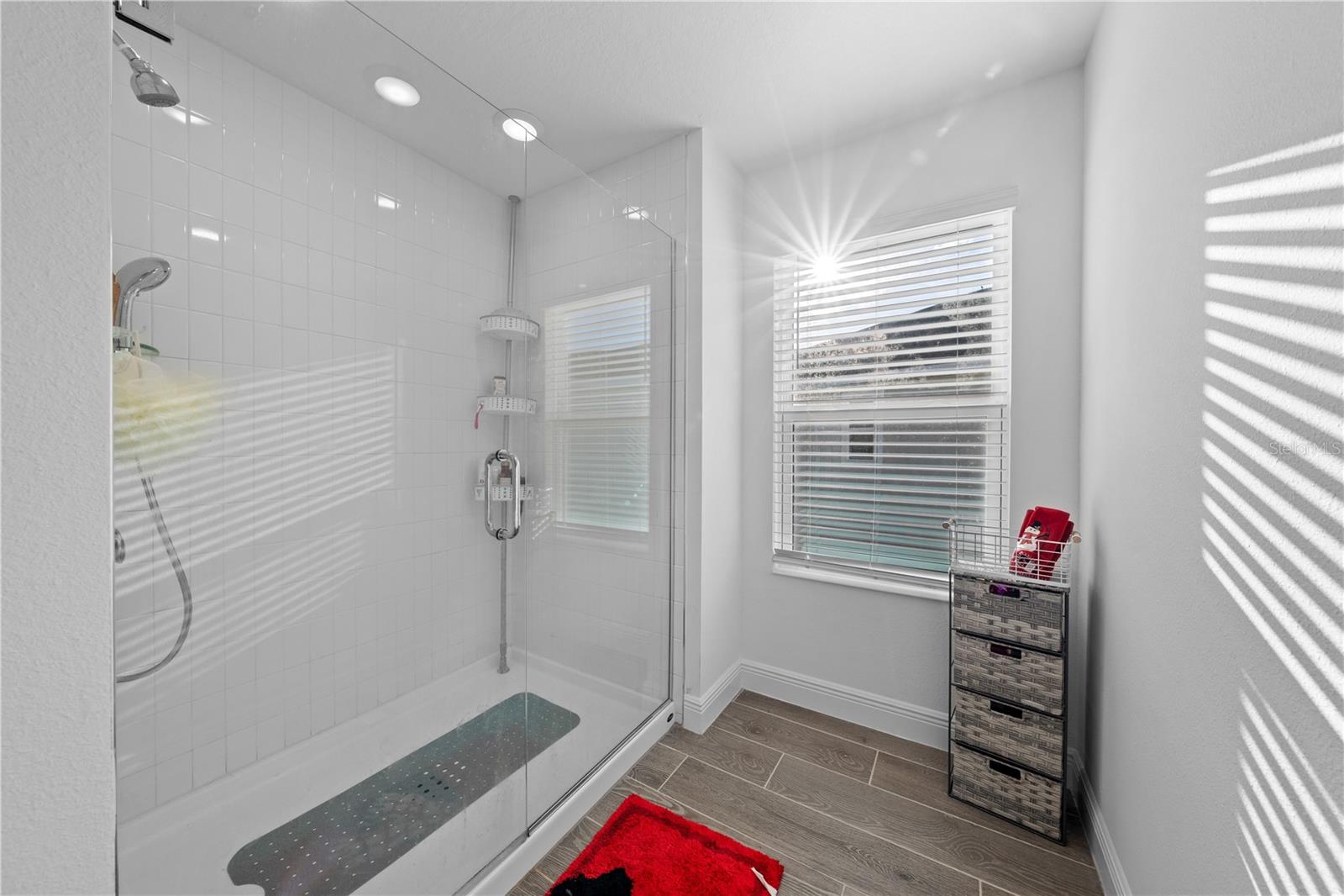 Image 19 of 80 For 5056 Center Court