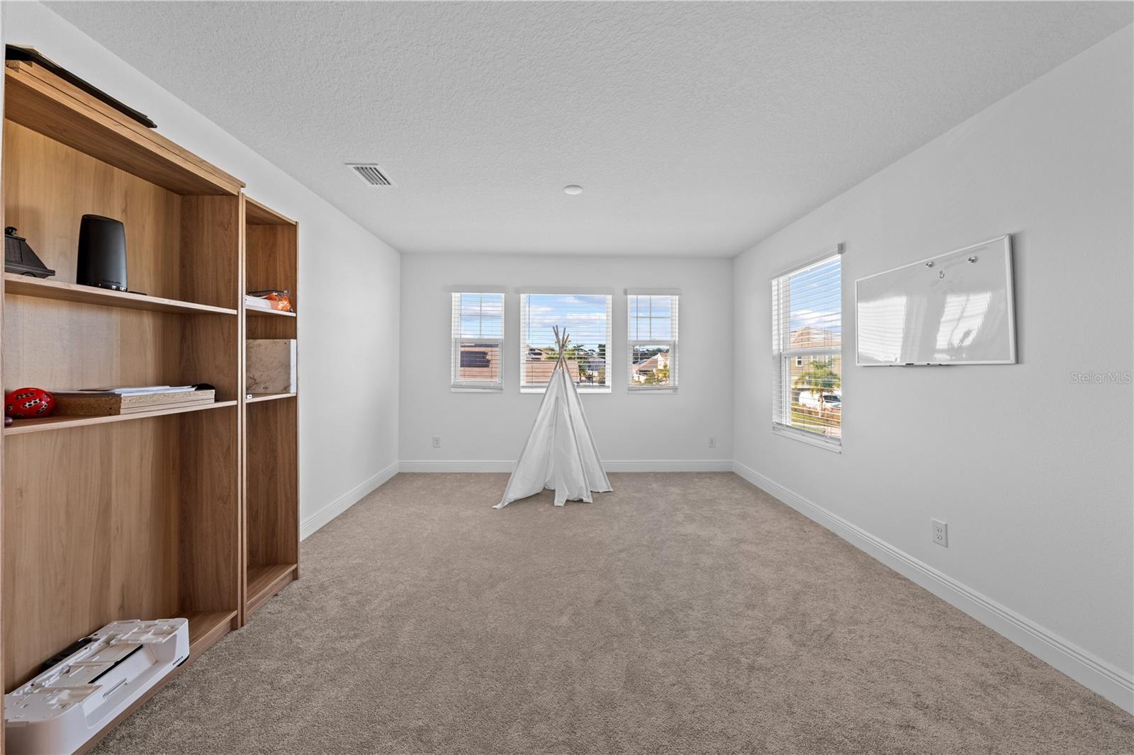 Image 24 of 80 For 5056 Center Court