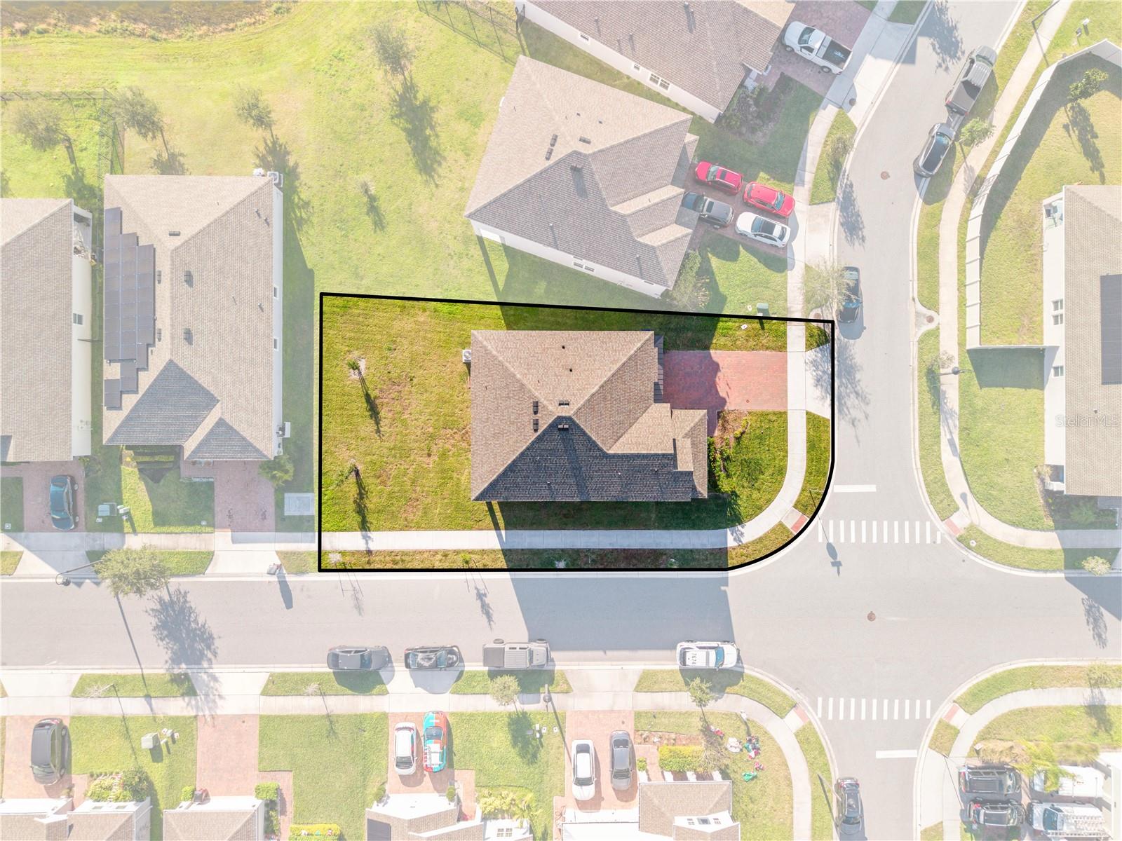 Image 69 of 80 For 5056 Center Court