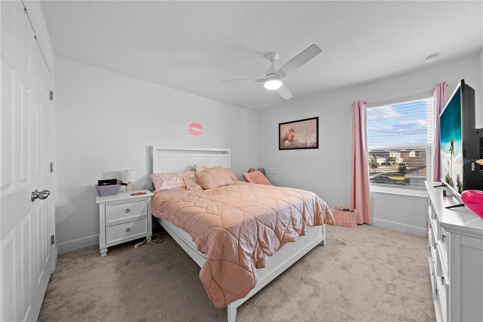 Image 9 of 80 For 5056 Center Court