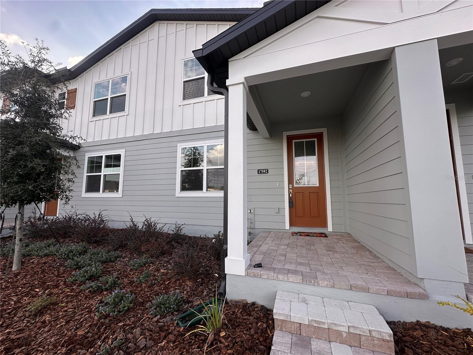 Details for 17592 Northlake Grove Drive, WINTER GARDEN, FL 34787