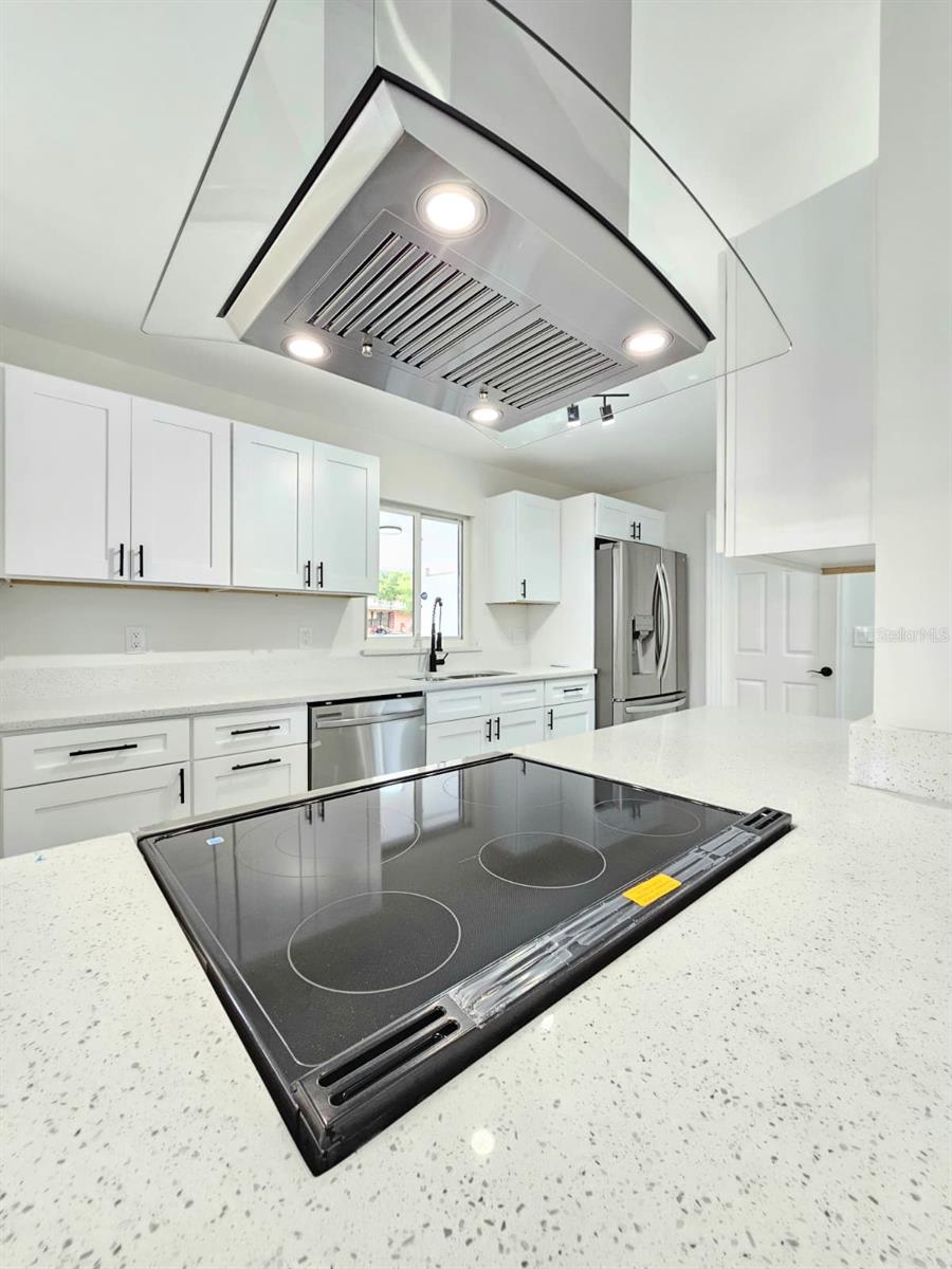 Image 13 of 38 For 805 Highland Terrace