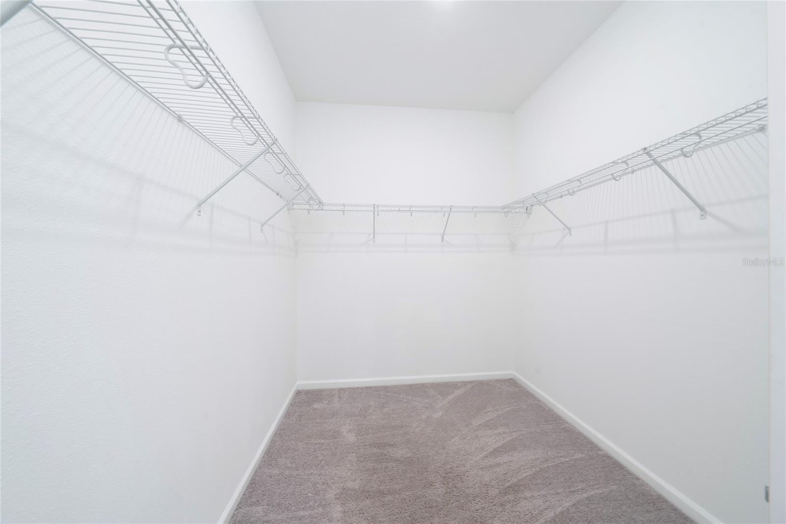 Image 11 of 27 For 1133 Mattie Pointe Boulevard