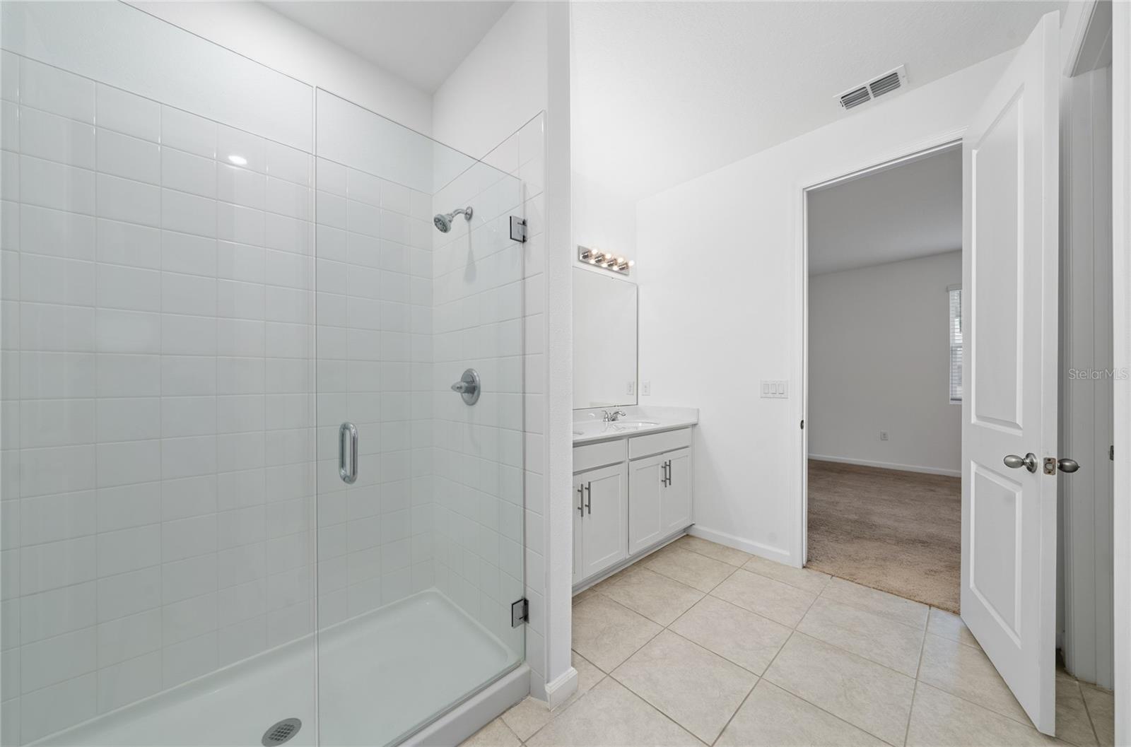 Image 13 of 27 For 1133 Mattie Pointe Boulevard