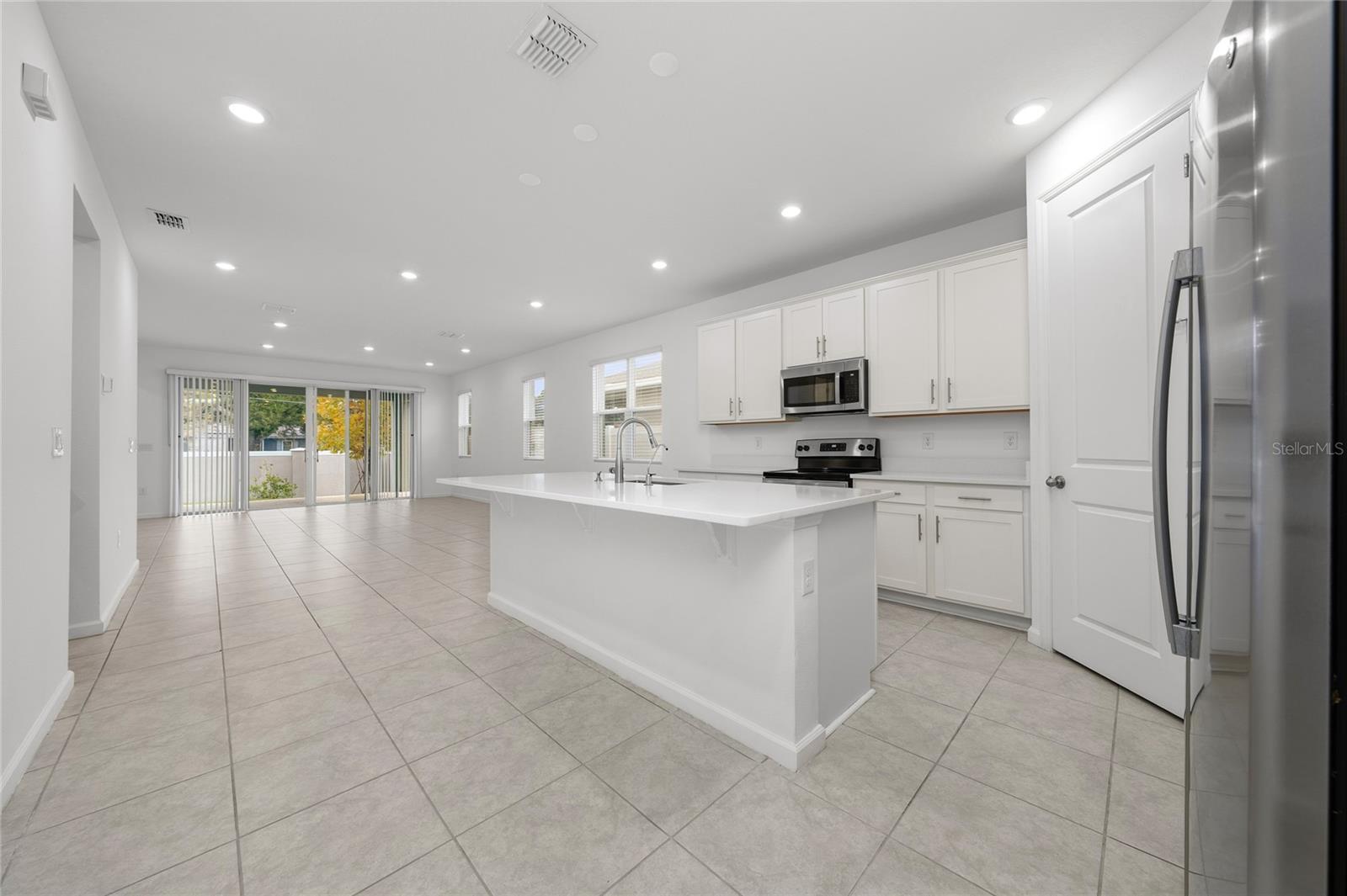 Image 2 of 27 For 1133 Mattie Pointe Boulevard