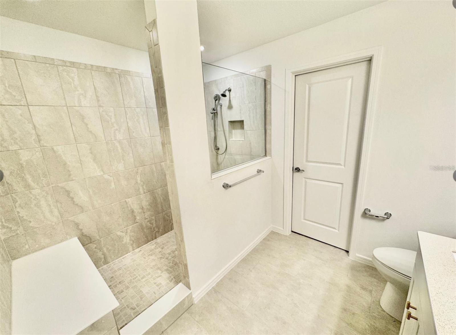 Image 17 of 39 For 2681 Serenity Garden Drive