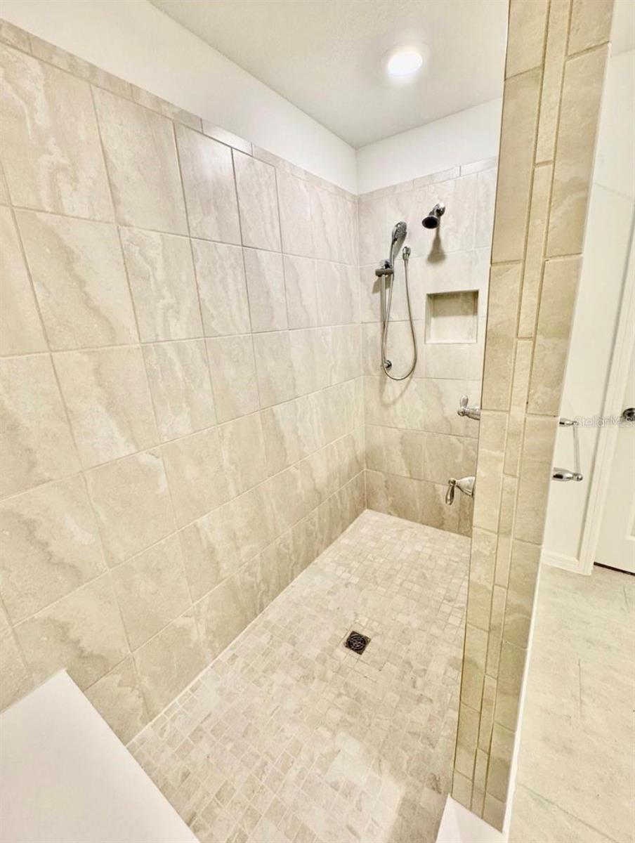 Image 20 of 39 For 2681 Serenity Garden Drive