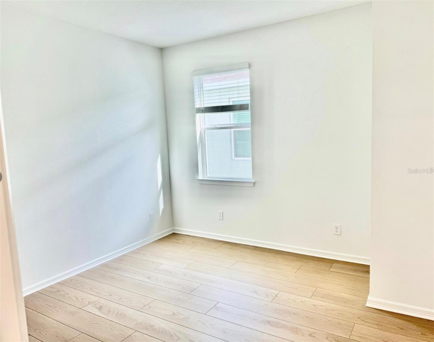 Image 22 of 39 For 2681 Serenity Garden Drive