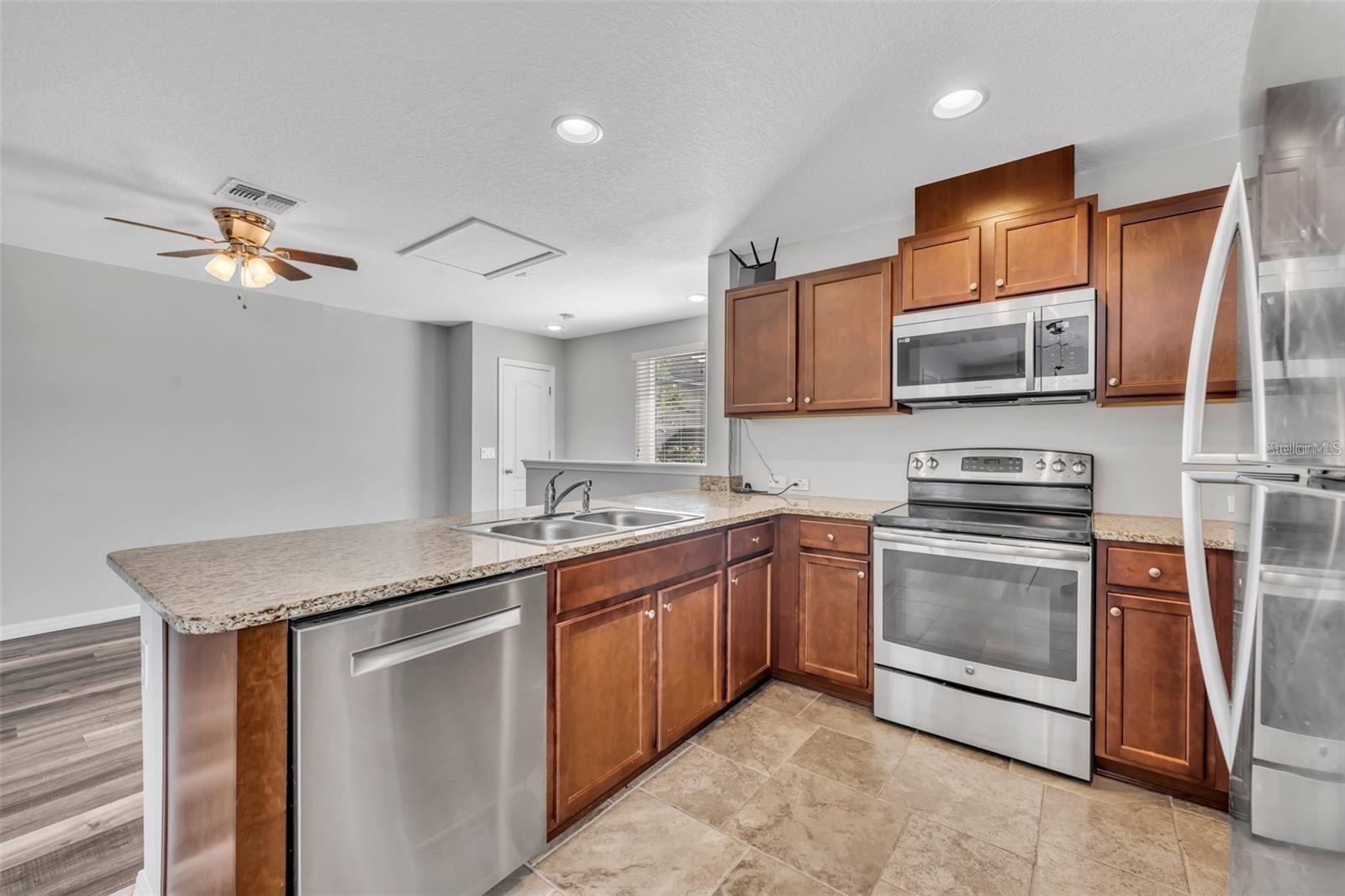 Image 10 of 18 For 8677 Martinson Street