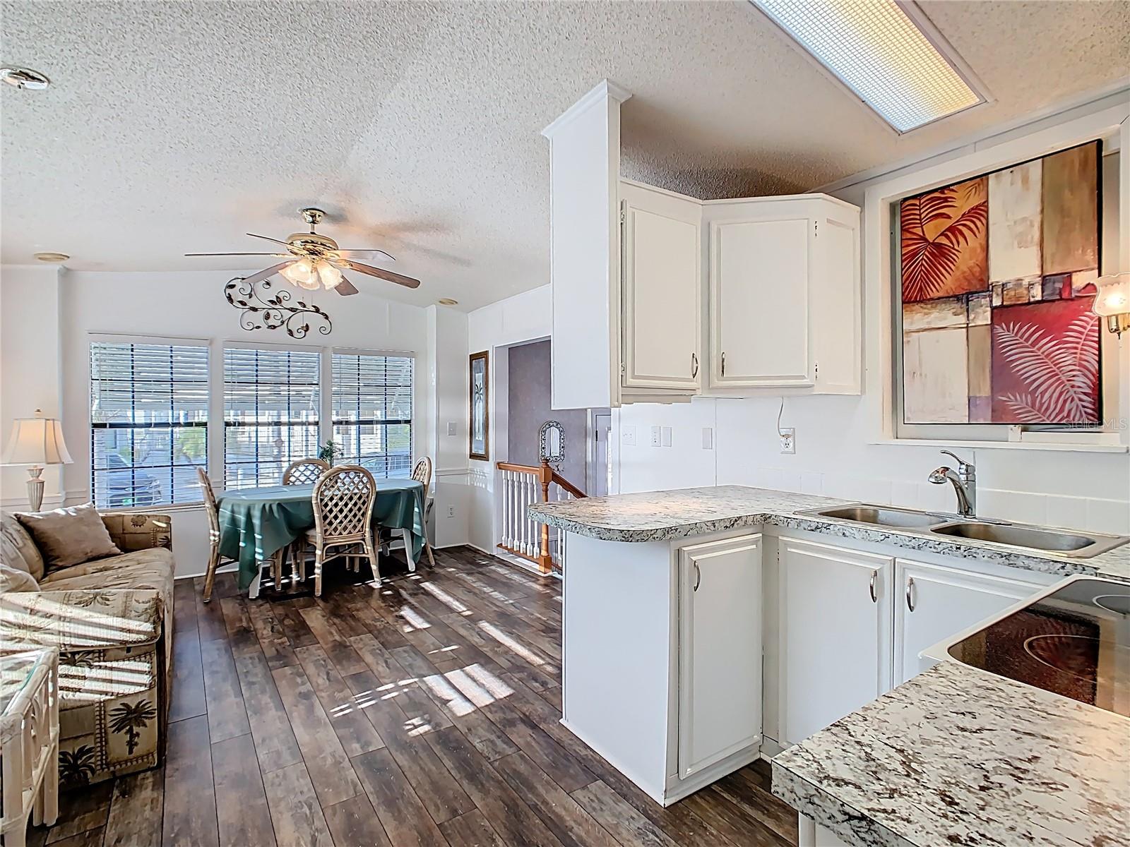 Image 18 of 39 For 9000 Us Highway 192  277