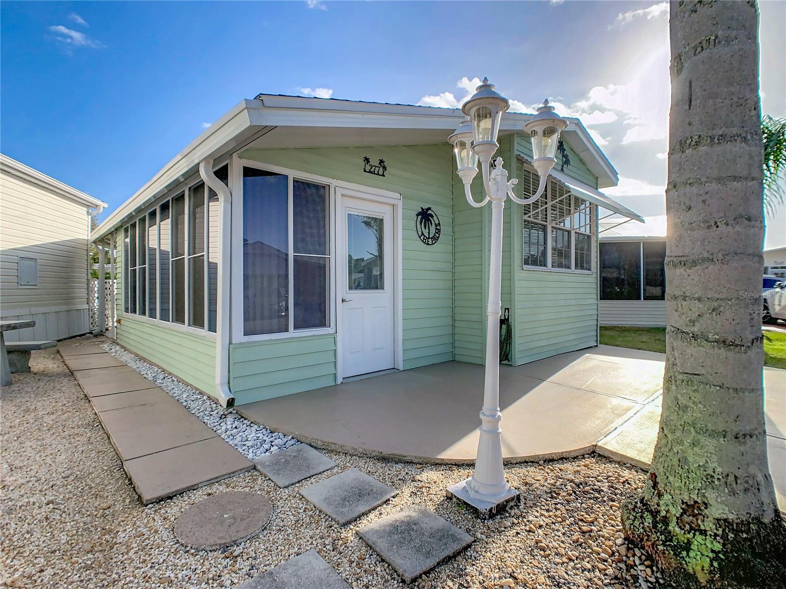 Image 3 of 39 For 9000 Us Highway 192  277