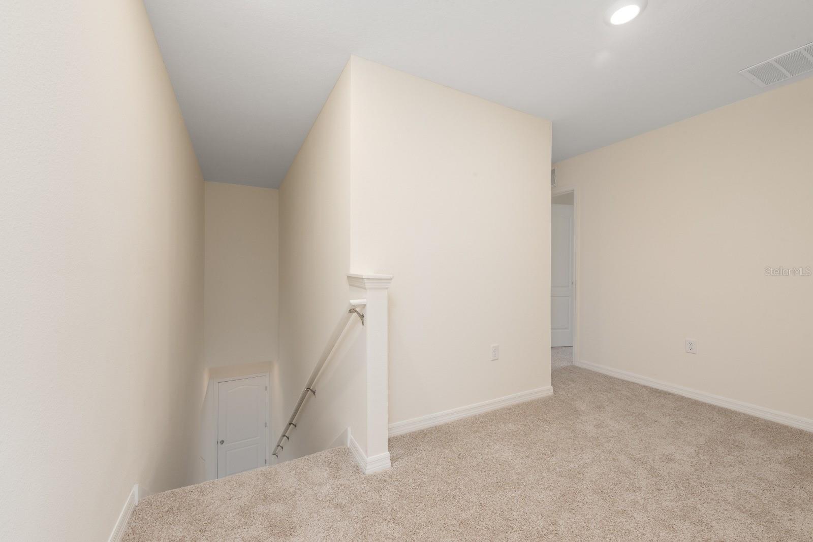 Image 21 of 39 For 4042 Alissa Lane