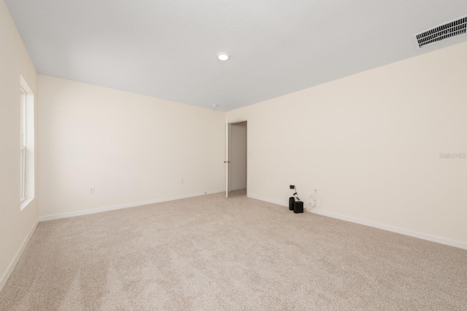 Image 23 of 39 For 4042 Alissa Lane