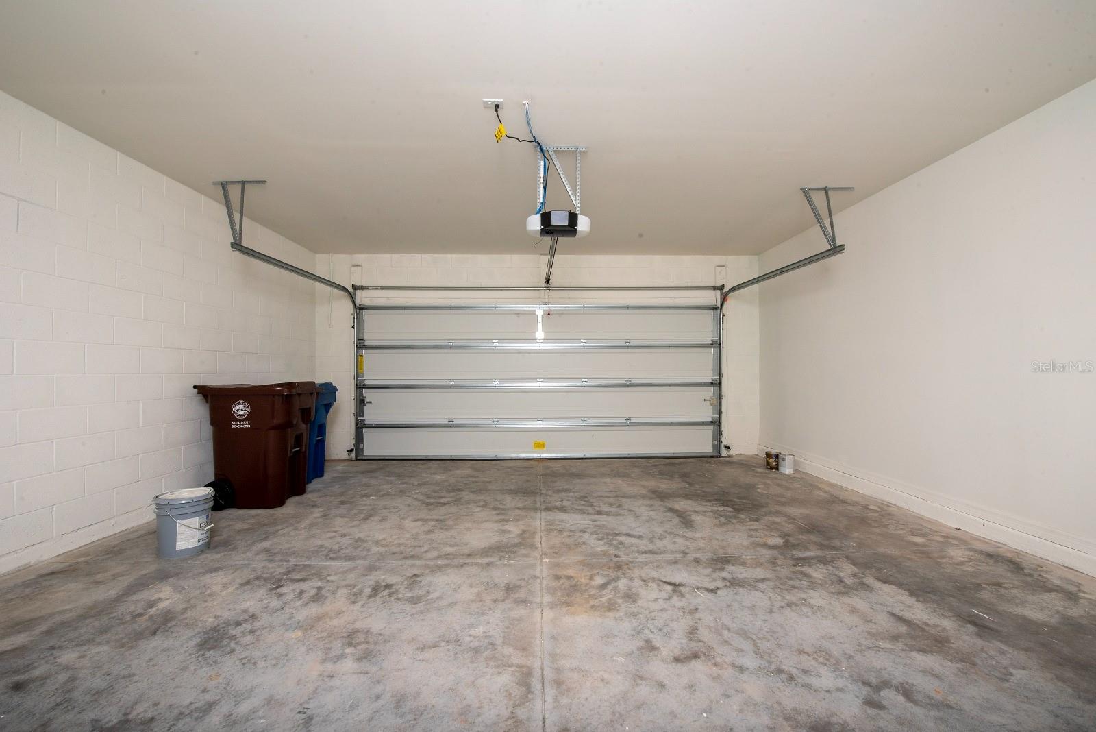 Image 34 of 39 For 4042 Alissa Lane