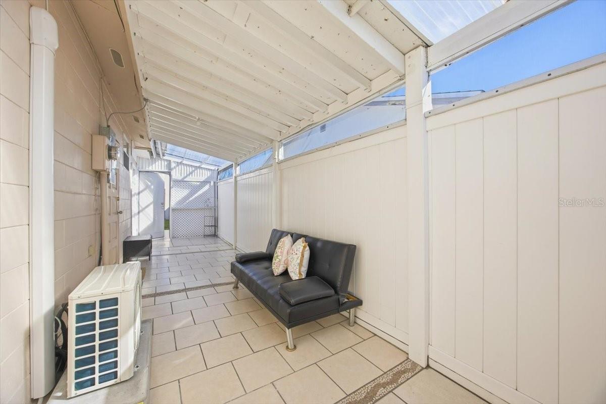 Image 22 of 36 For 5681 Tulip Avenue