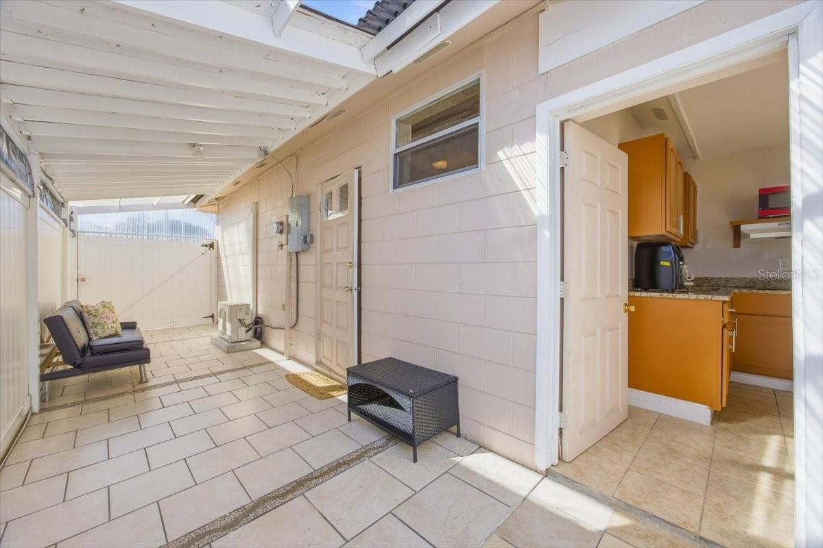 Image 23 of 36 For 5681 Tulip Avenue