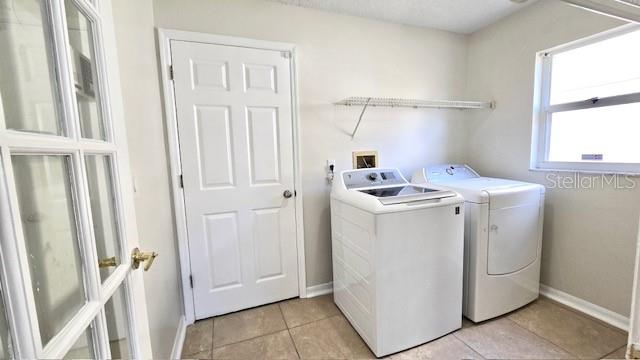 Image 10 of 12 For 12320 Bronson Way