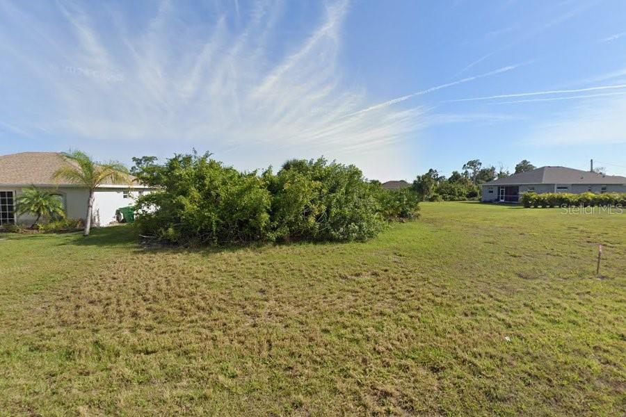 Listing Details for 105 Baytree Drive, ROTONDA WEST, FL 33947