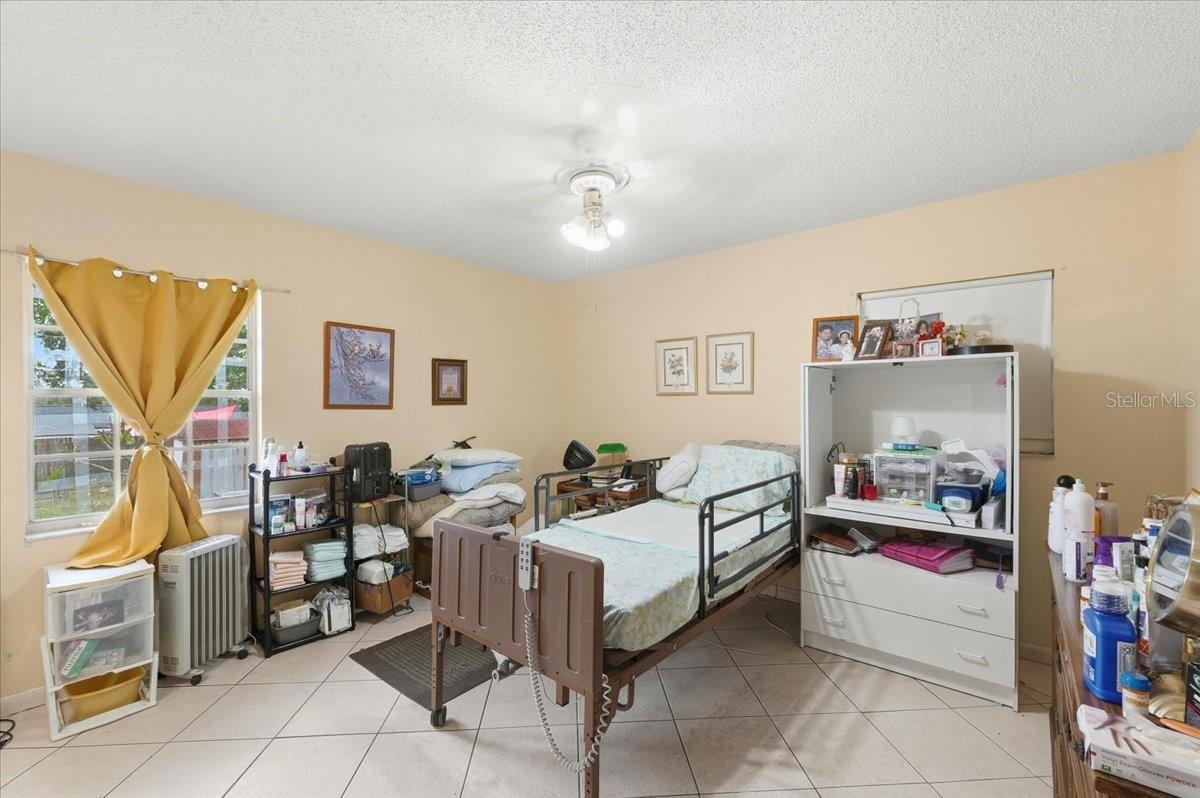 Image 12 of 24 For 806 Hillside Avenue