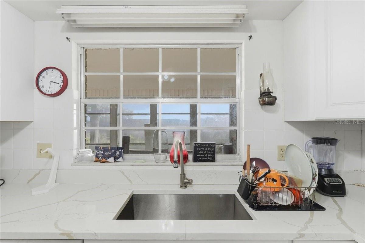 Image 9 of 24 For 806 Hillside Avenue