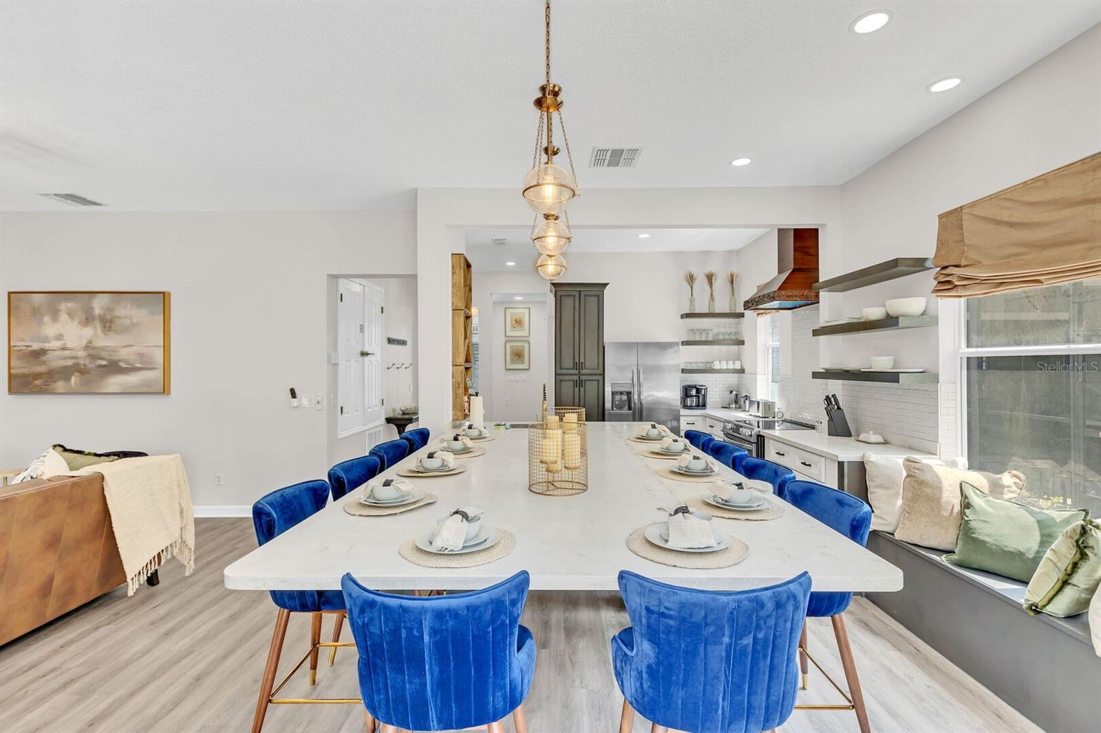 Image 10 of 66 For 1427 Fairview Circle