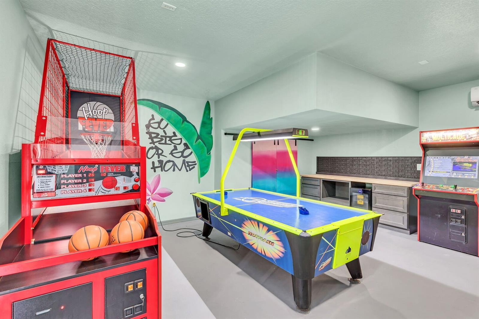 Image 32 of 66 For 1427 Fairview Circle