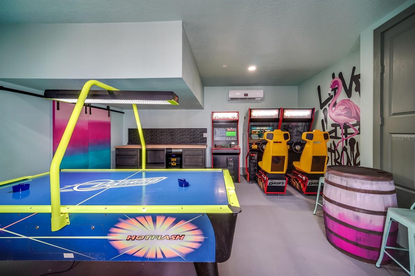 Image 33 of 66 For 1427 Fairview Circle