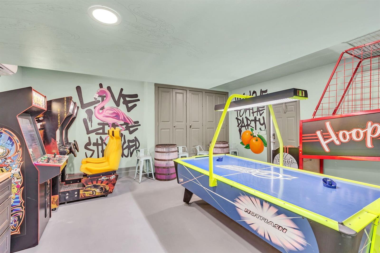 Image 34 of 66 For 1427 Fairview Circle