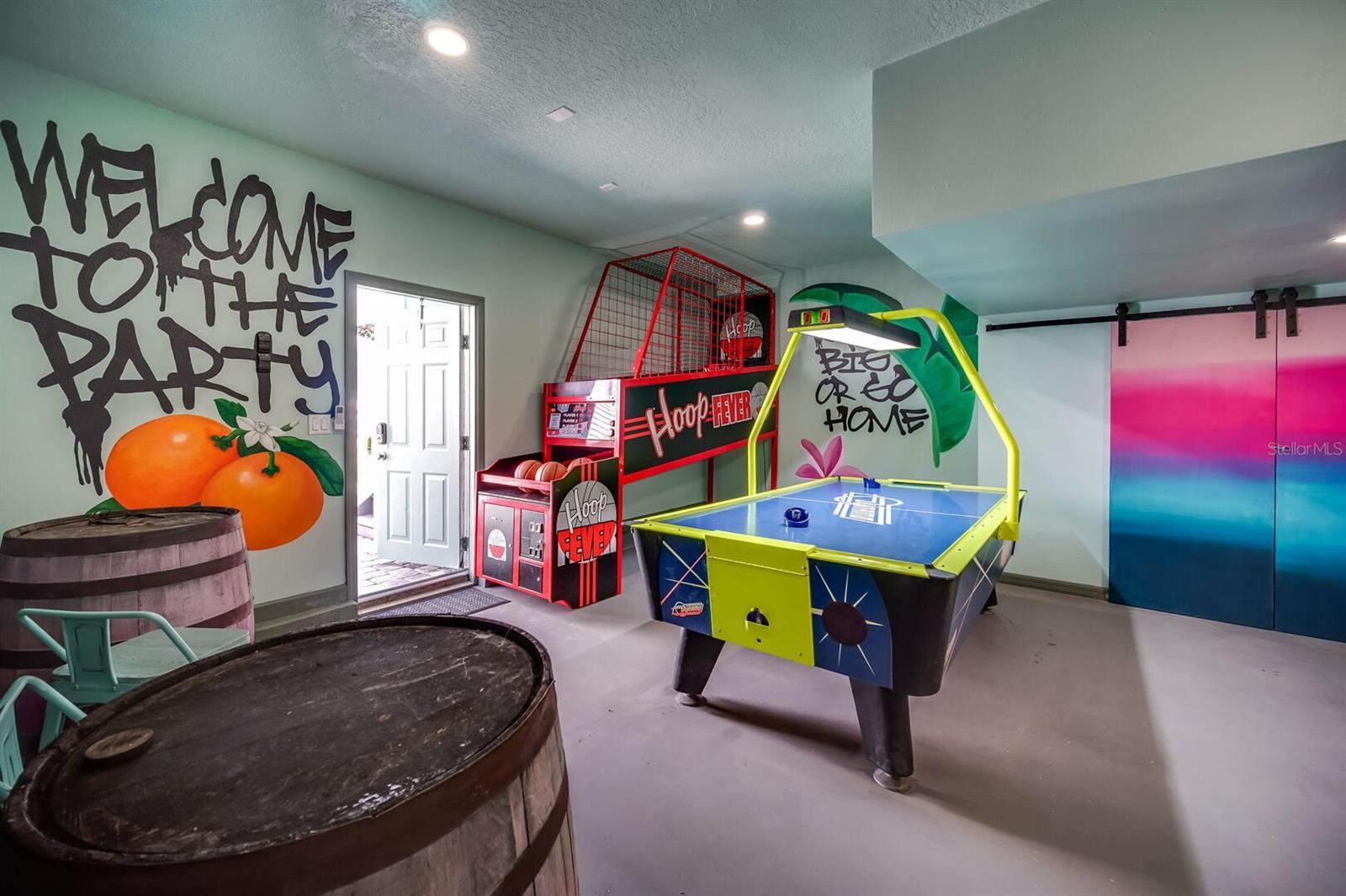 Image 36 of 66 For 1427 Fairview Circle