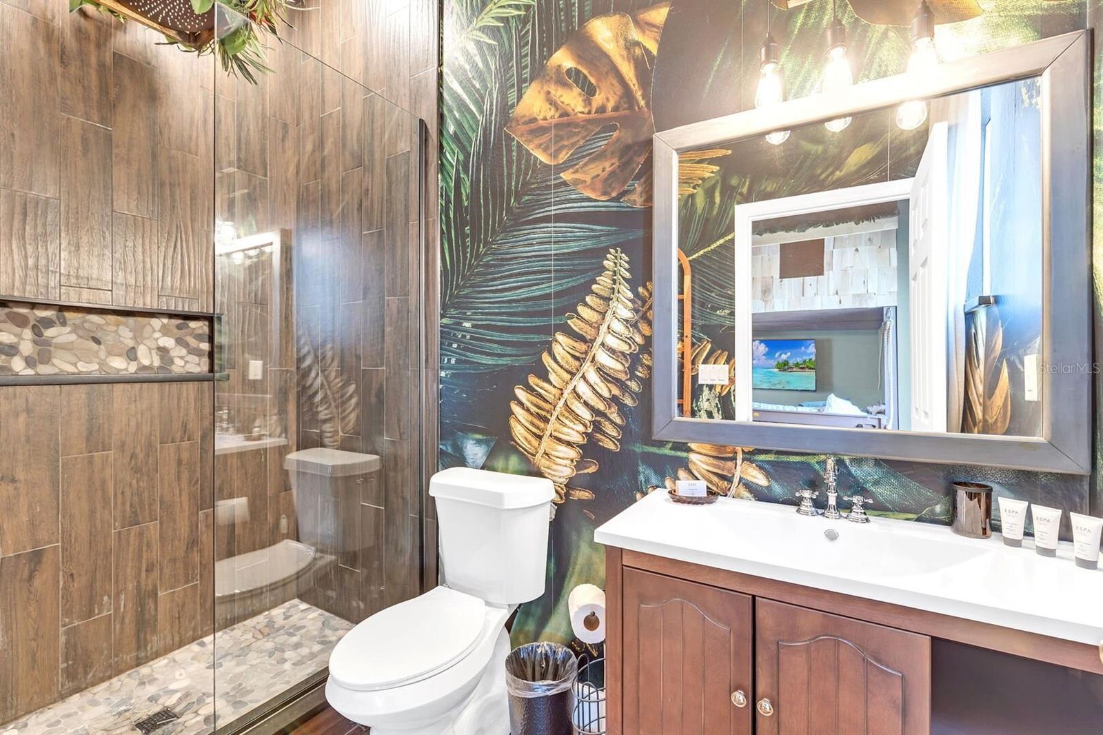 Image 42 of 66 For 1427 Fairview Circle