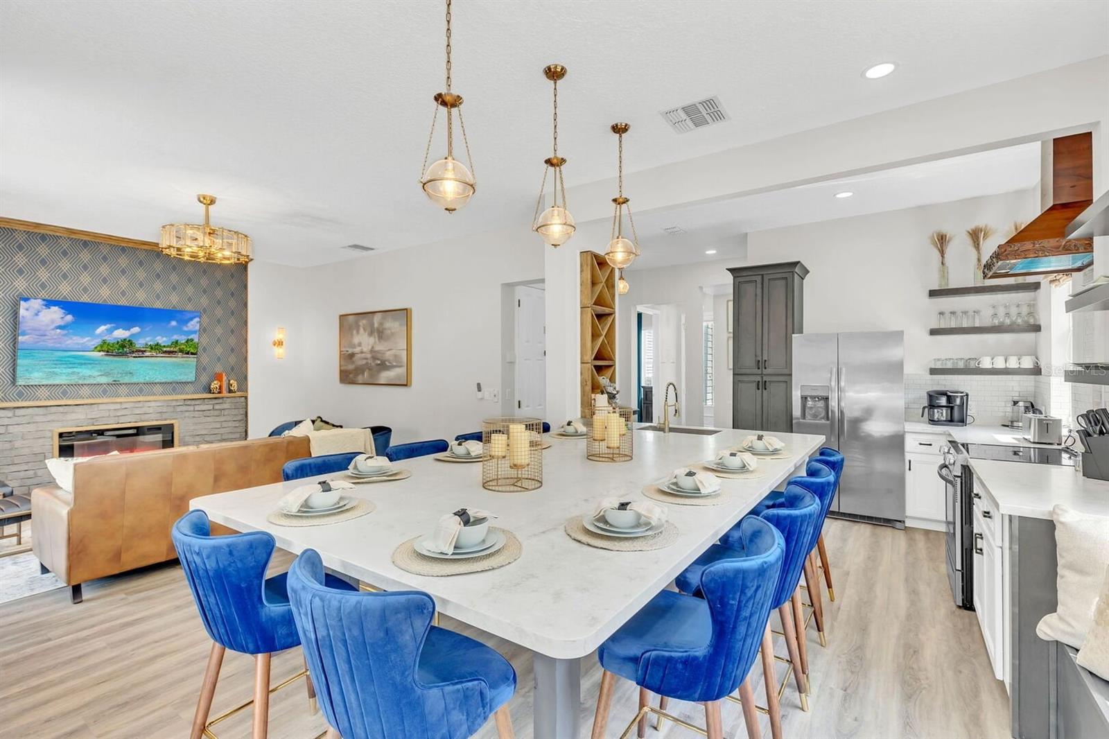 Image 9 of 66 For 1427 Fairview Circle