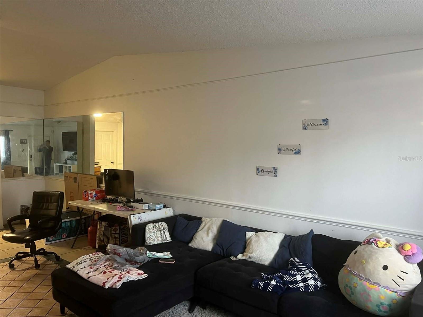 Image 2 of 5 For 1081 Woodman Way