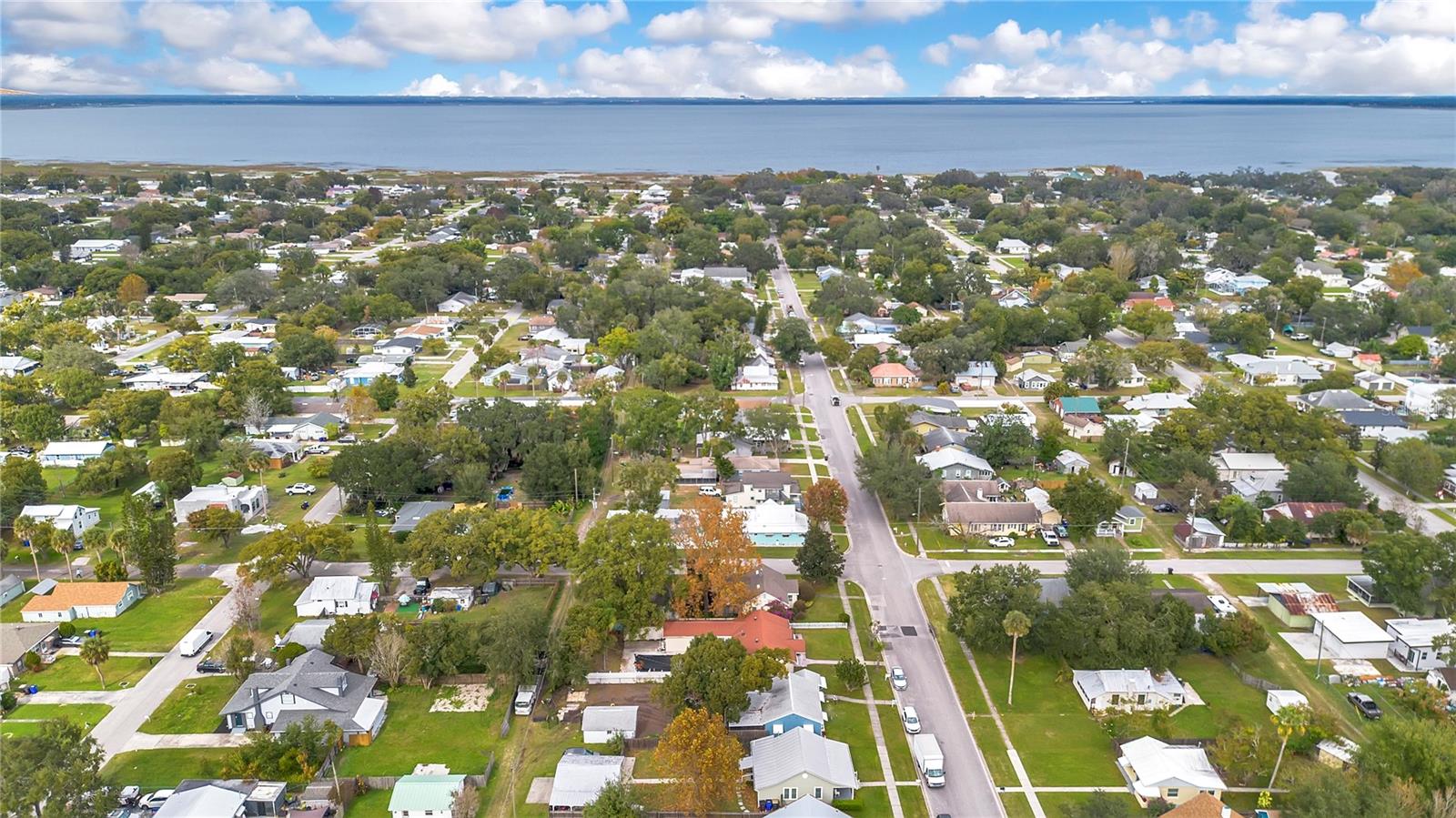 Image 13 of 15 For 706 Massachusetts Avenue