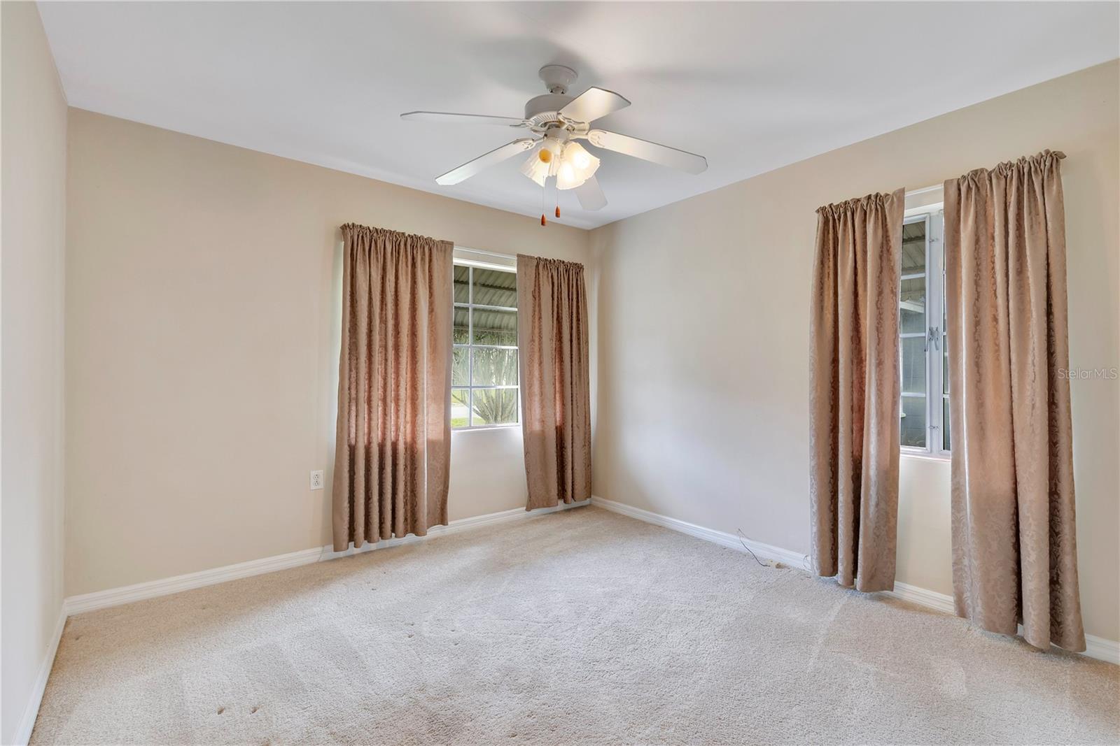 Image 7 of 15 For 706 Massachusetts Avenue