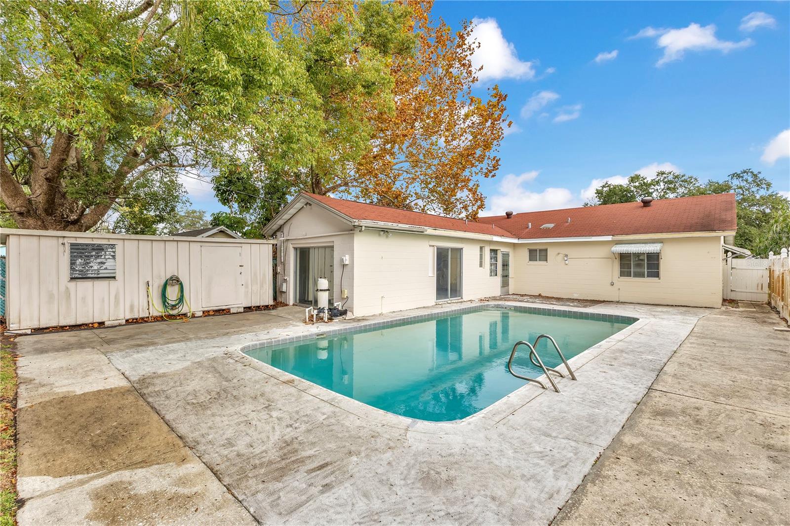 Image 9 of 15 For 706 Massachusetts Avenue