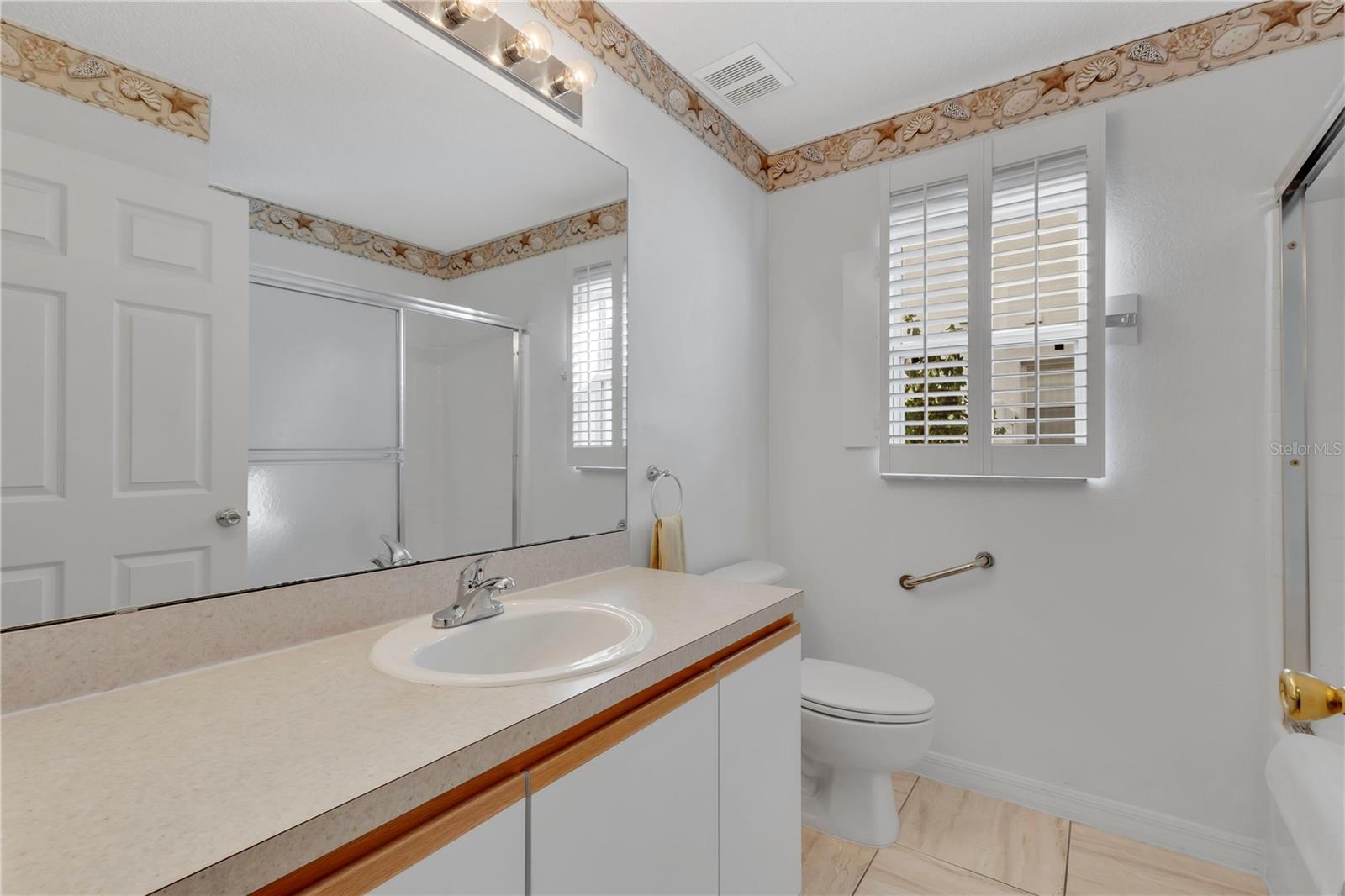 Image 13 of 27 For 2529 Hamlet Lane