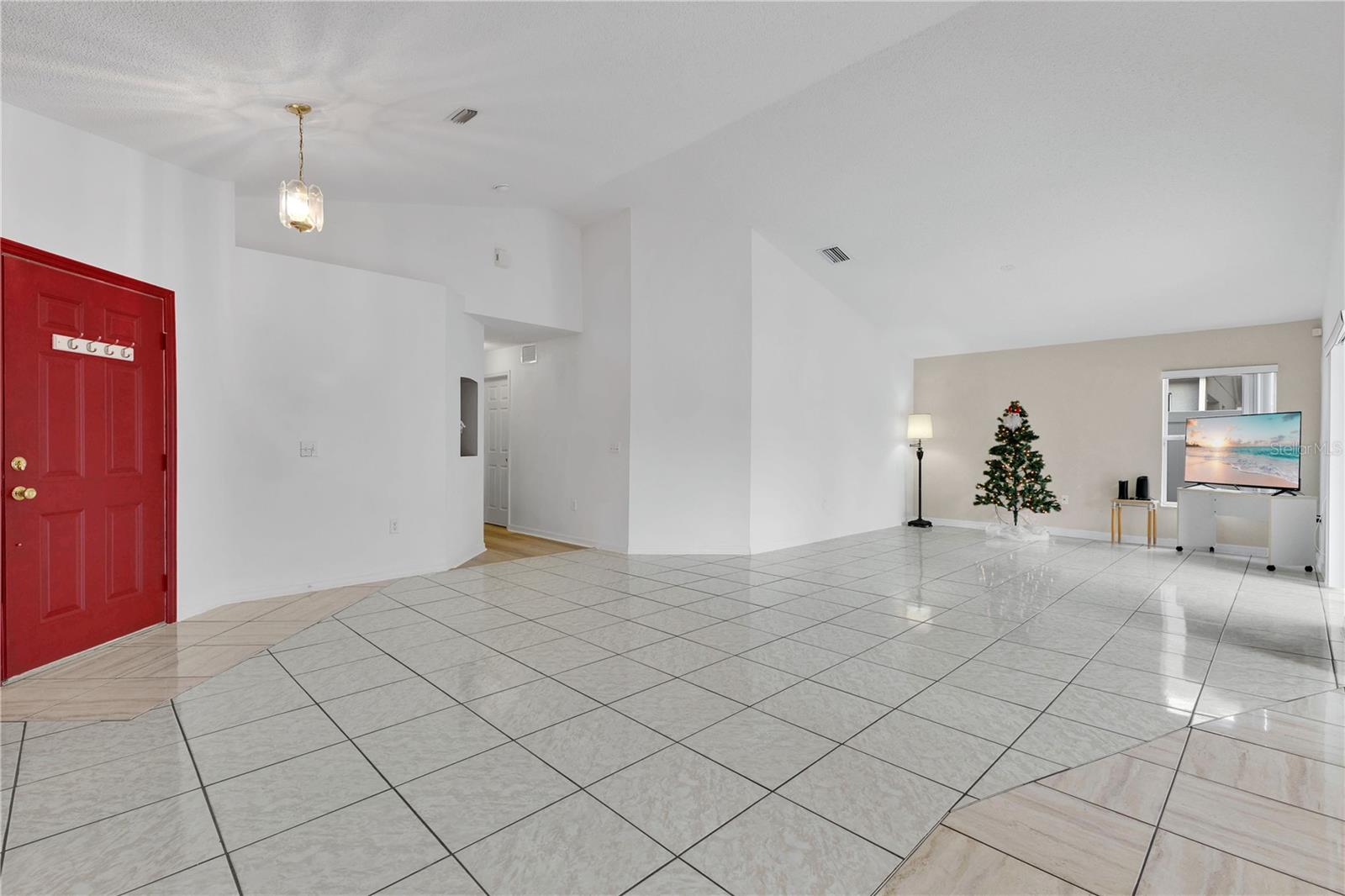 Image 8 of 27 For 2529 Hamlet Lane