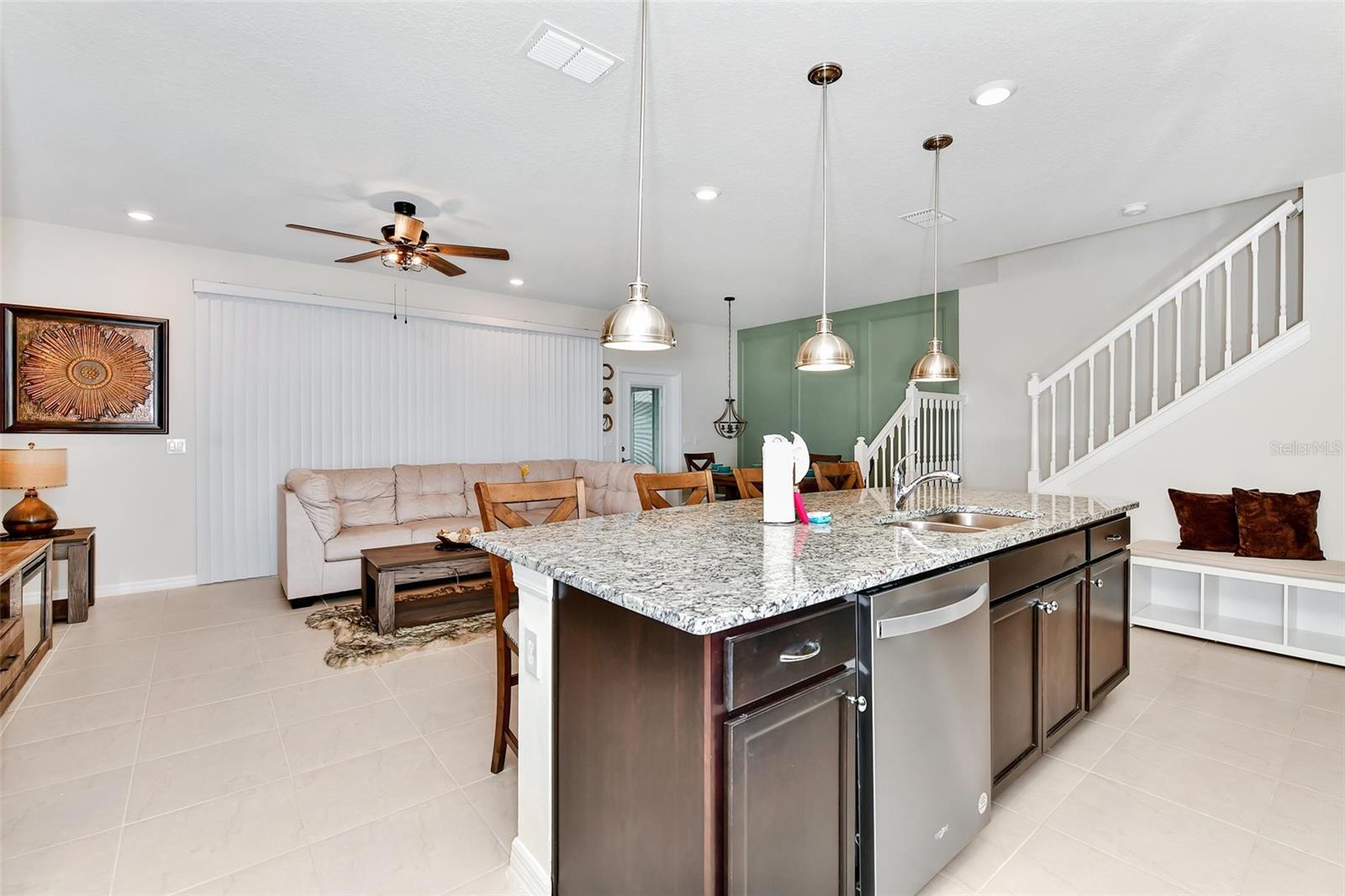 Image 12 of 44 For 3721 Pacific Lane