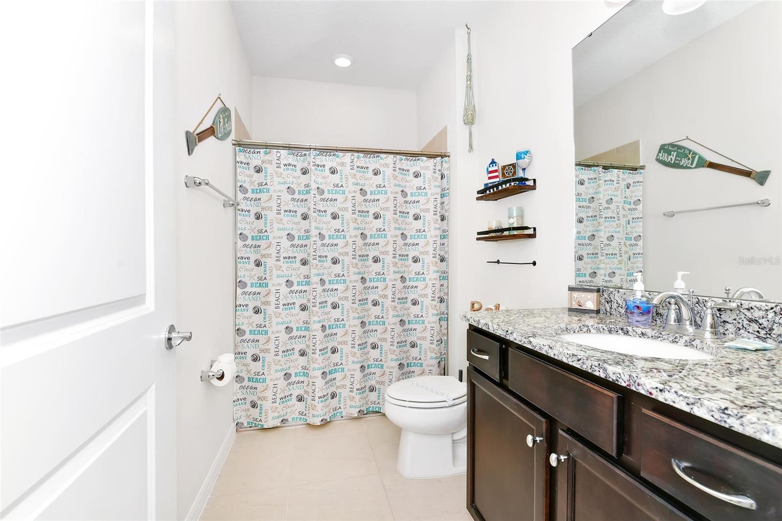 Image 17 of 44 For 3721 Pacific Lane