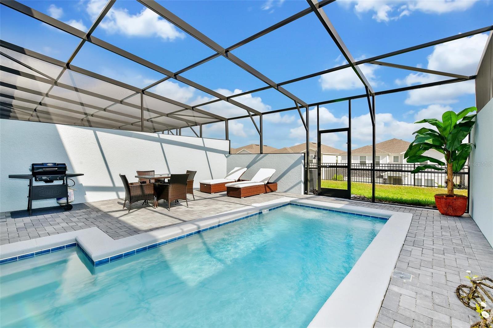 Image 2 of 44 For 3721 Pacific Lane