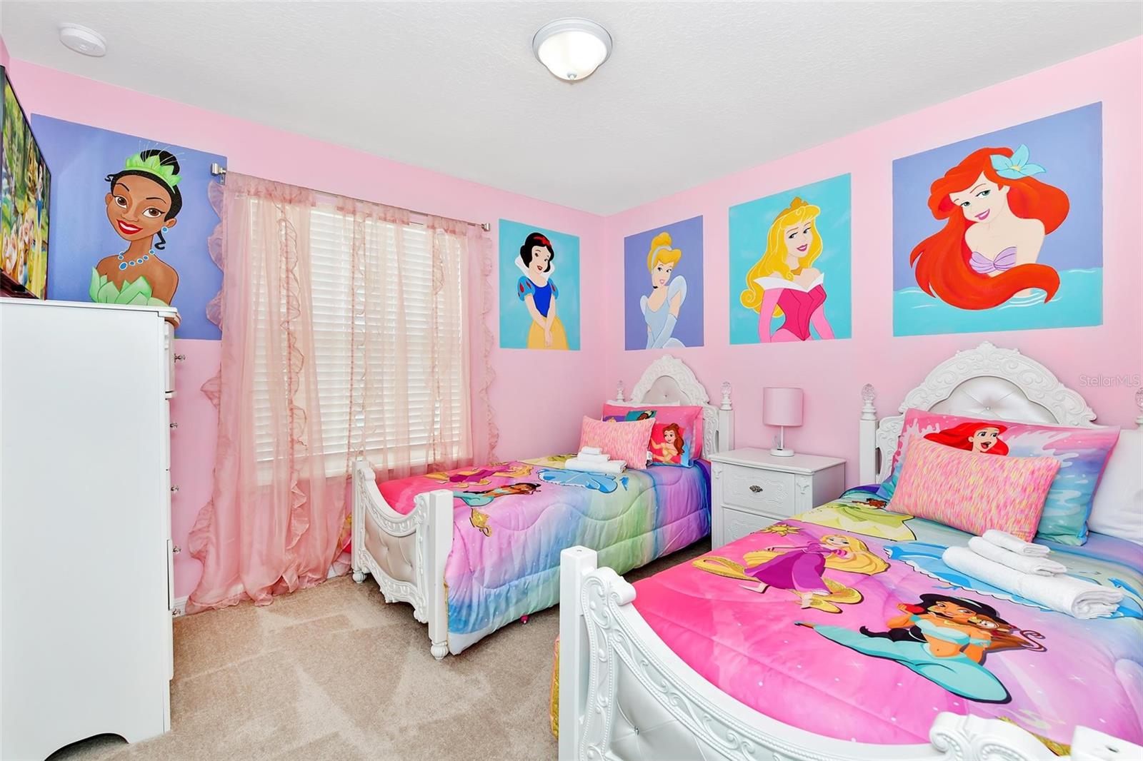 Image 23 of 44 For 3721 Pacific Lane