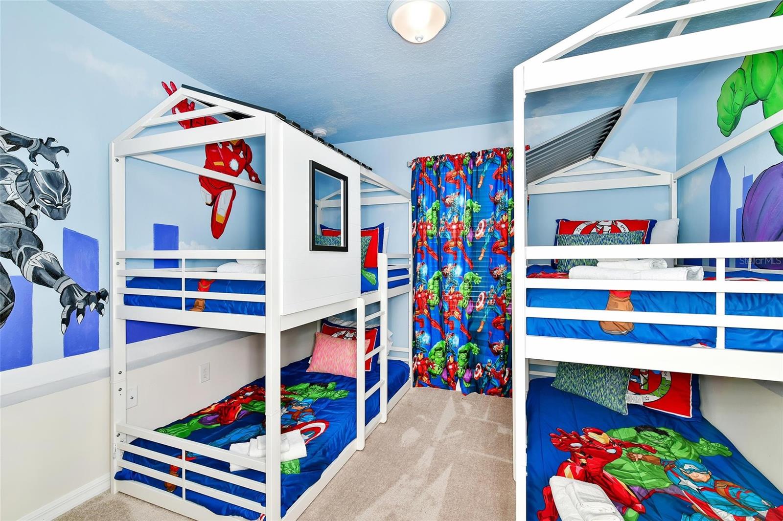 Image 27 of 44 For 3721 Pacific Lane