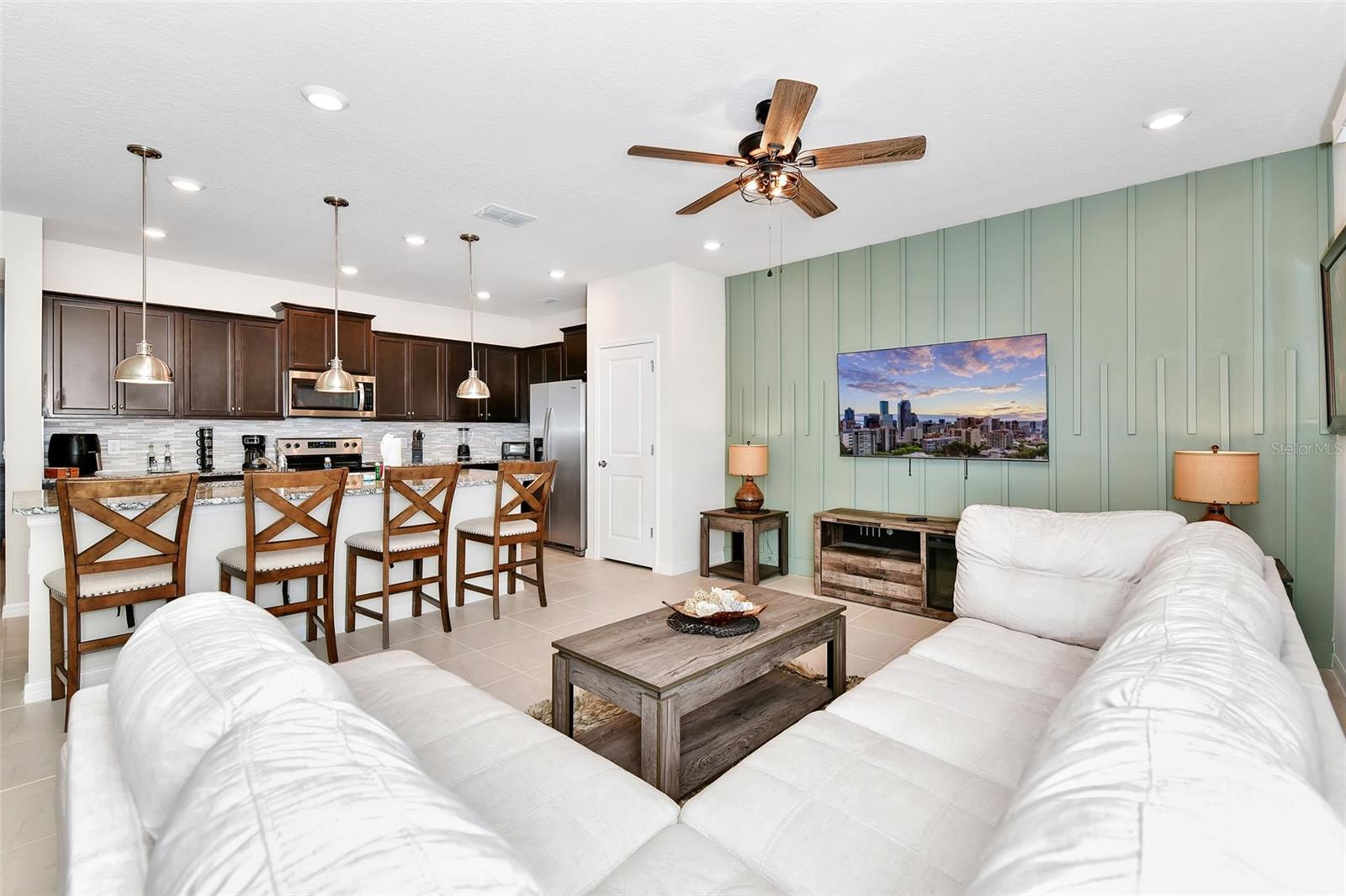 Image 3 of 44 For 3721 Pacific Lane