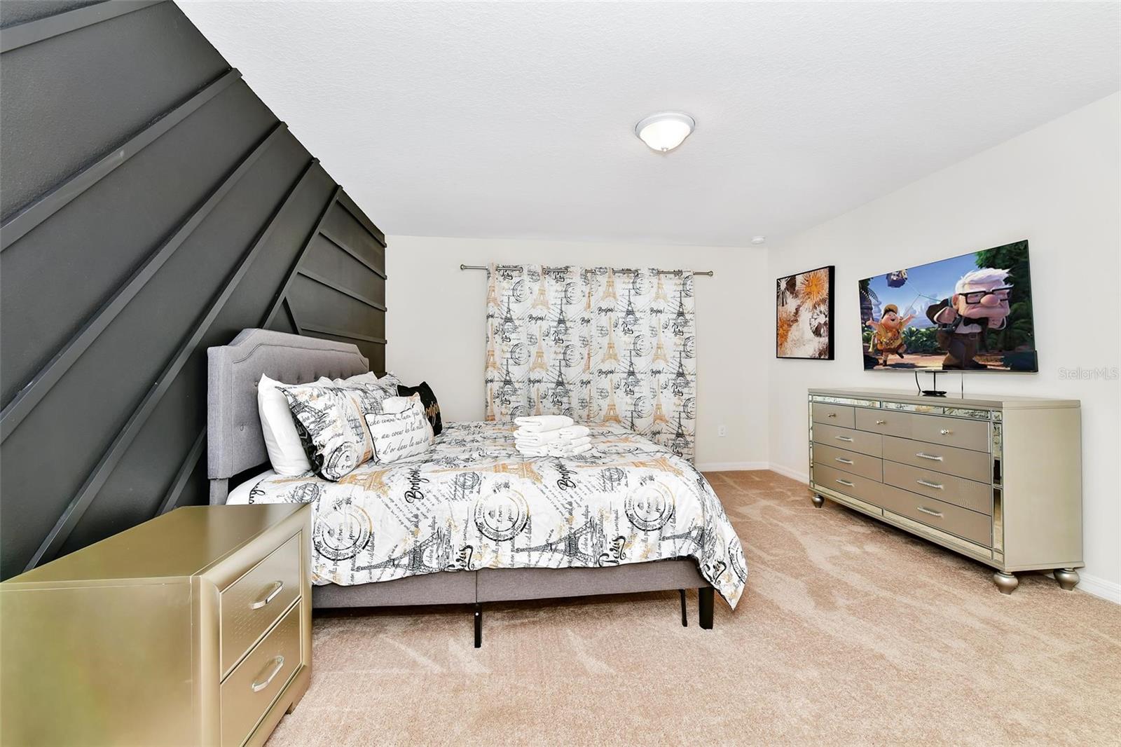 Image 30 of 44 For 3721 Pacific Lane