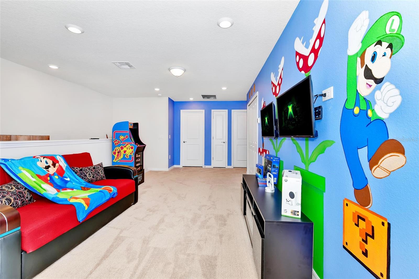 Image 32 of 44 For 3721 Pacific Lane