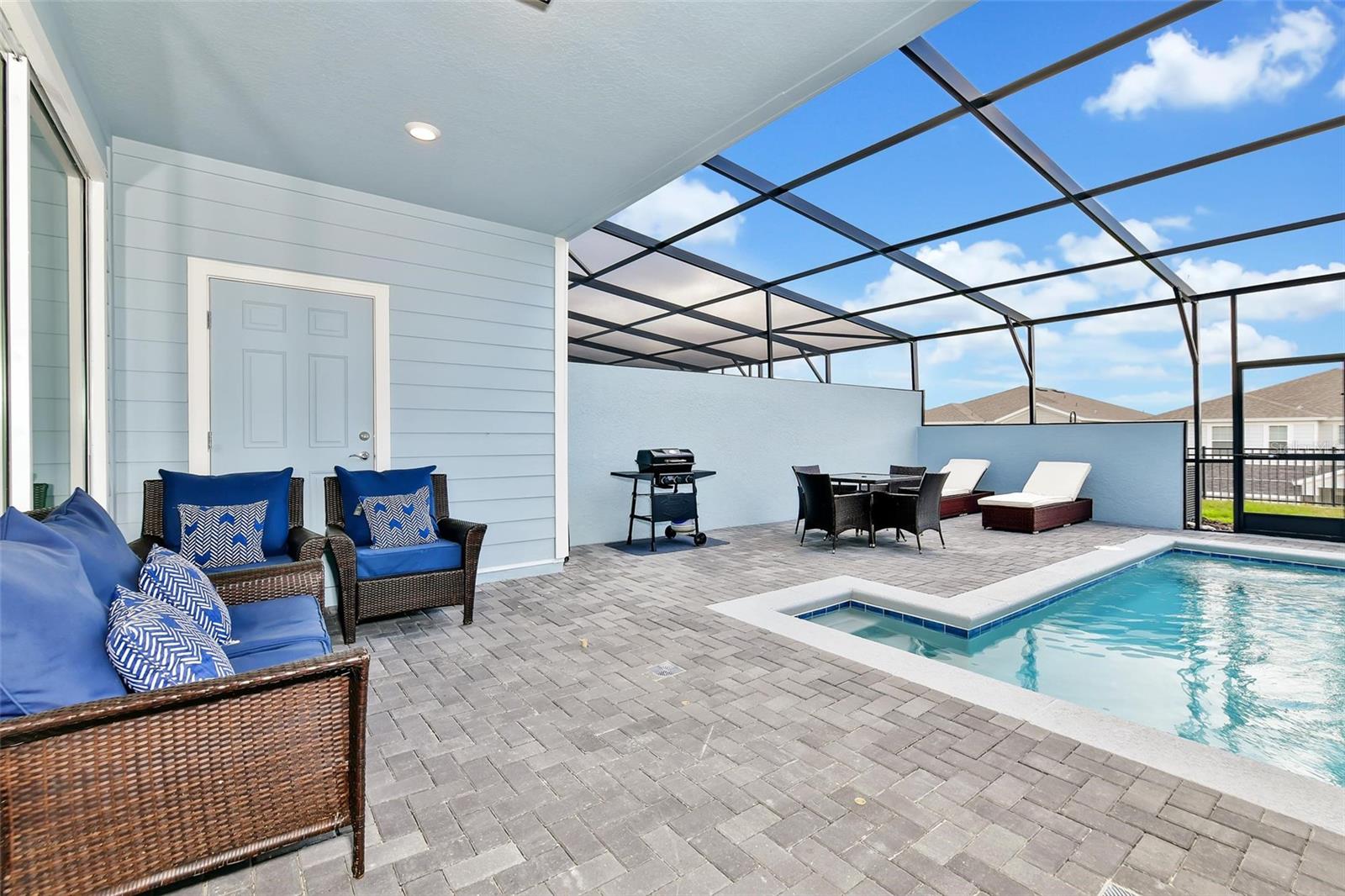 Image 5 of 44 For 3721 Pacific Lane