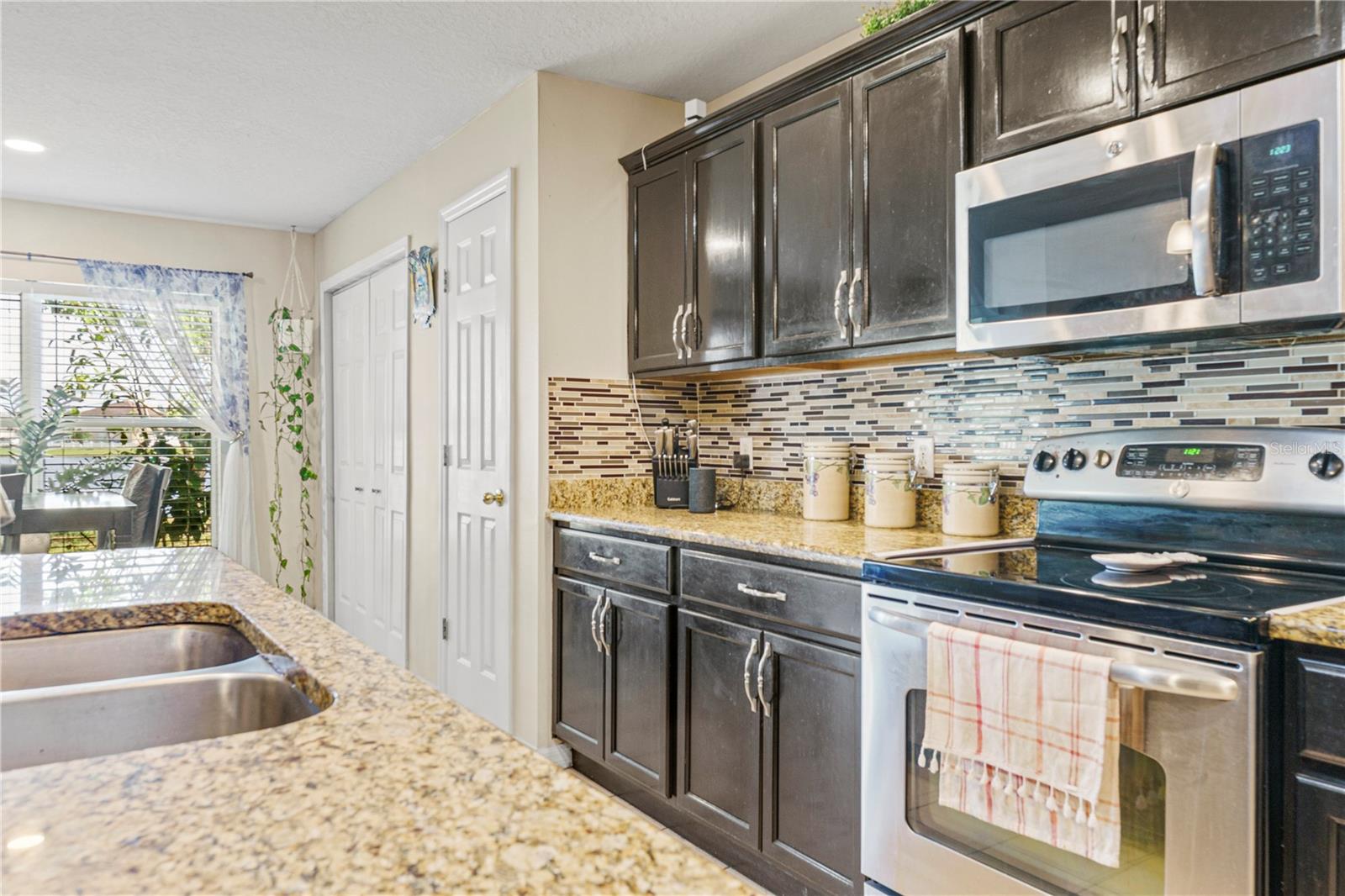 Image 15 of 46 For 4071 Flowering Peach Lane